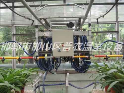 溫室噴灌機